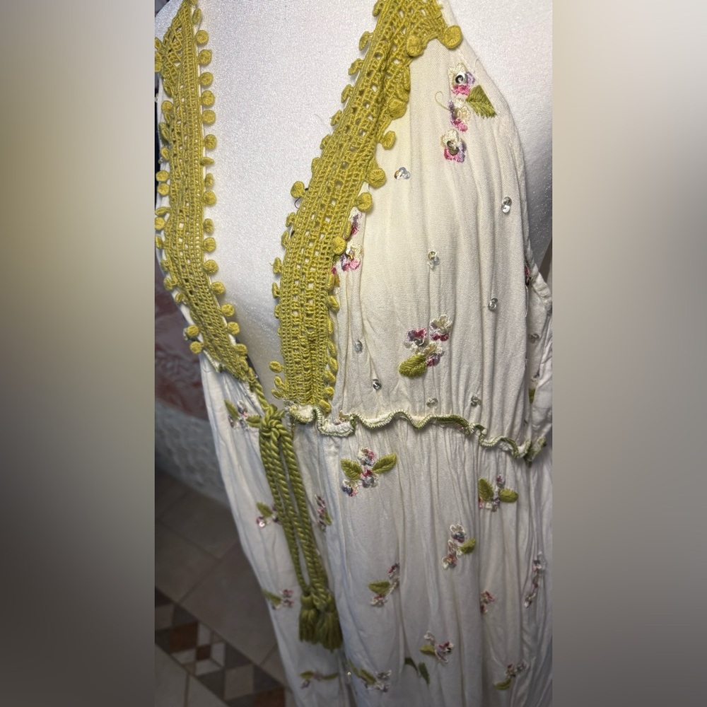 NWT Papa Pia Whimsical White Maxi Dress with Beautiful Embroidery Detail - Picture 5 of 8